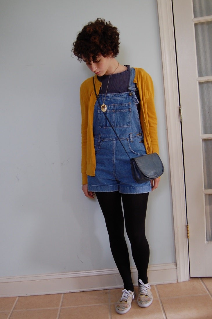 modern cardigan outfit