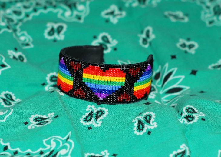 rainbow loom heart bracelet