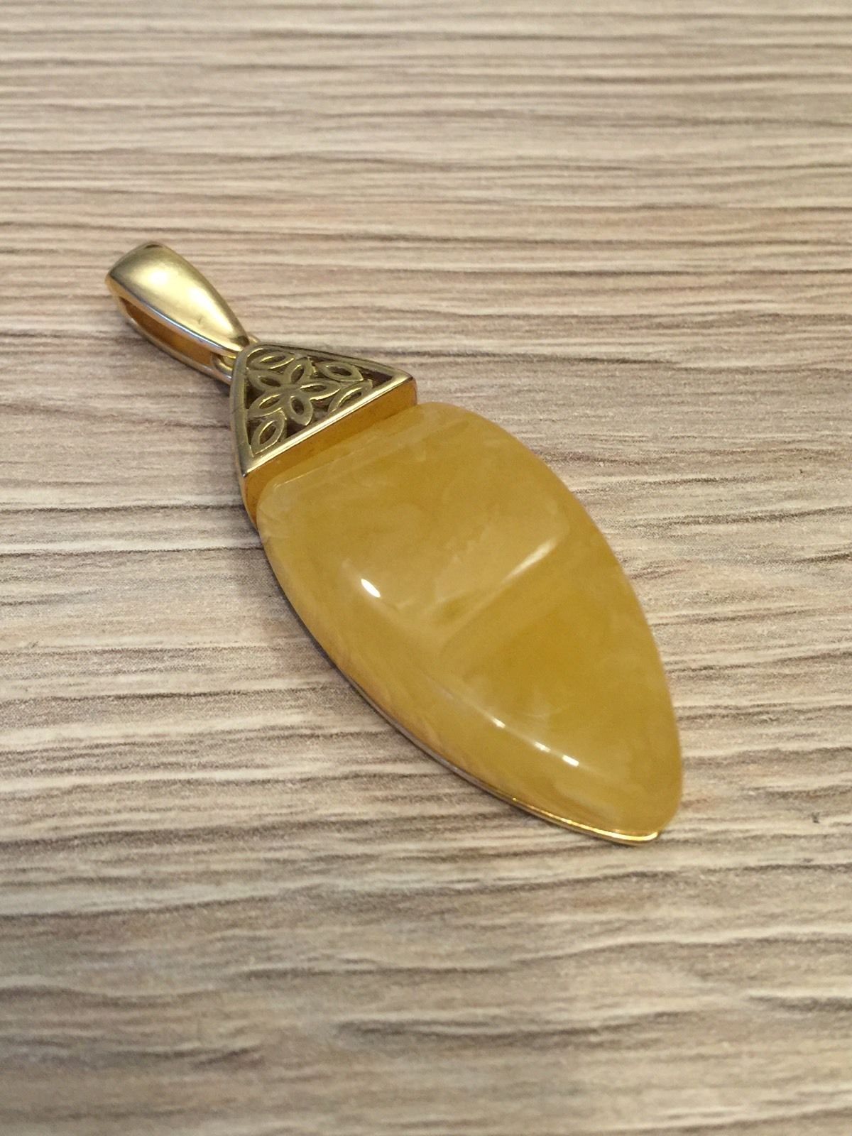 baltic amber pendant