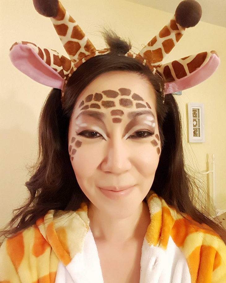 giraffe stage makeup