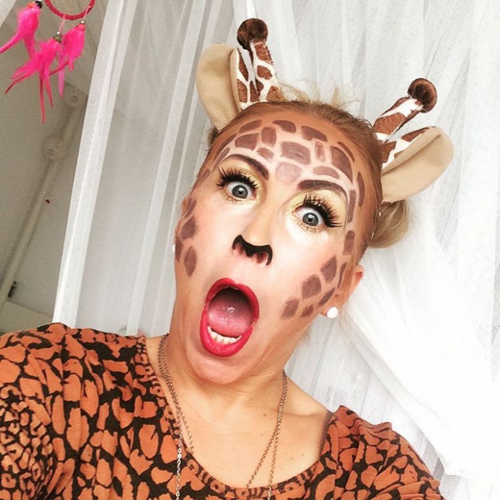 scary giraffe makeup design