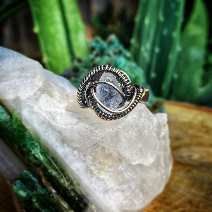 wire wrapped crystal ring1