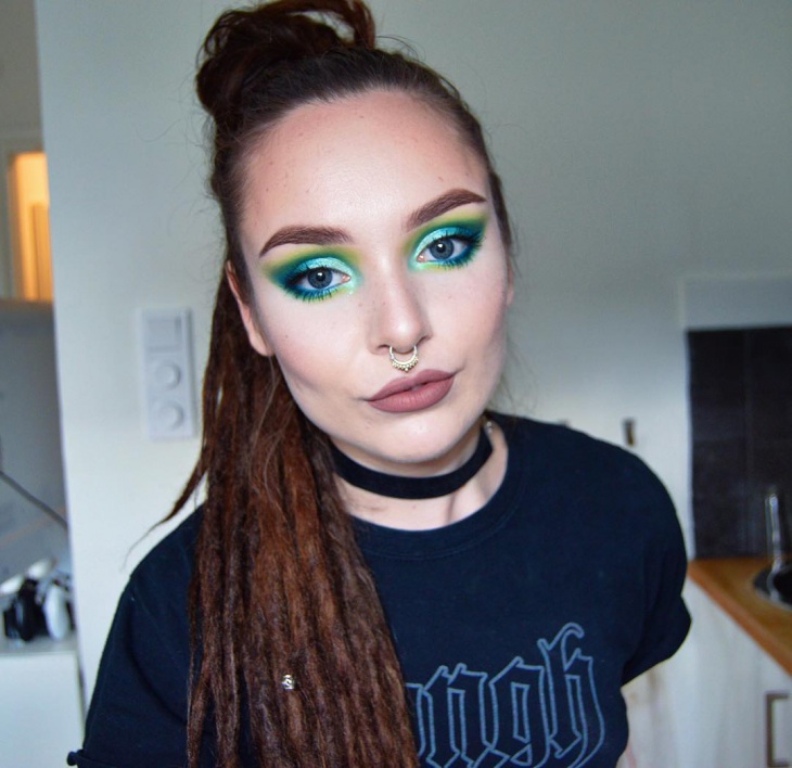 blue and green eye makeup
