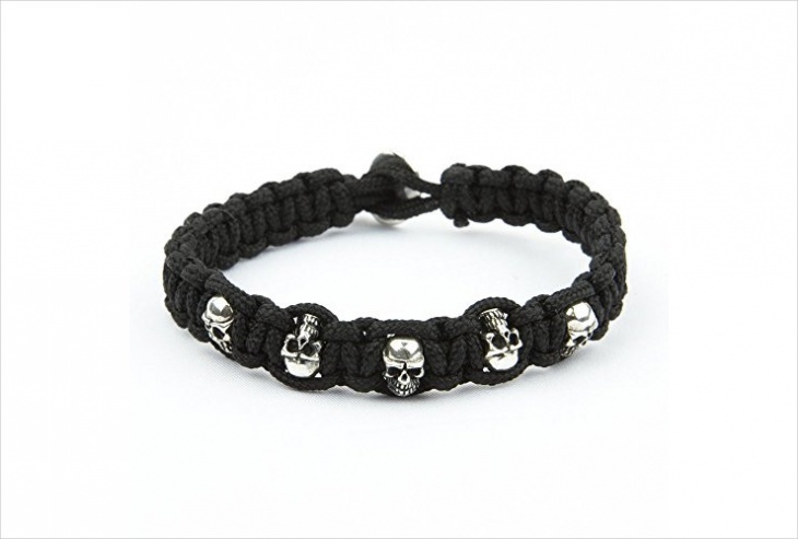 skull paracord bracelet