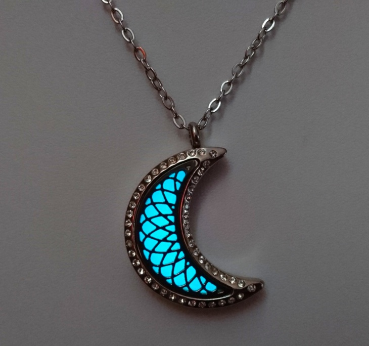 glowing moon jewelry