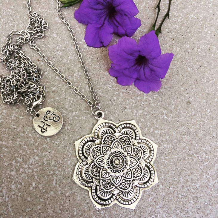 mandala flower necklace
