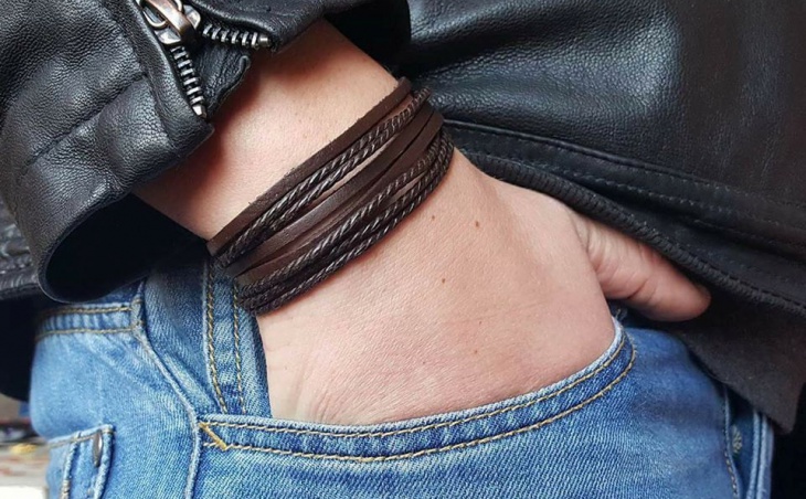 flat leather bracelet design
