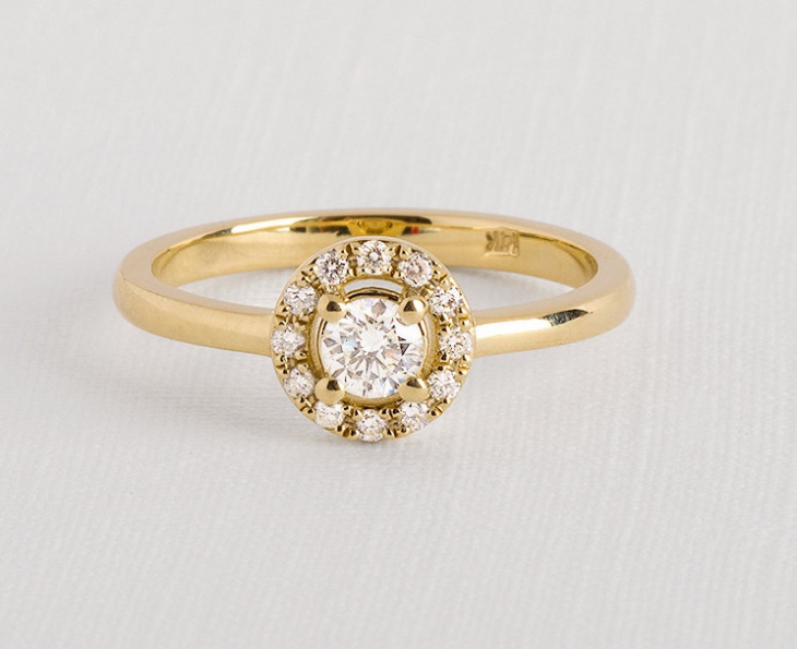 halo engagement ring design