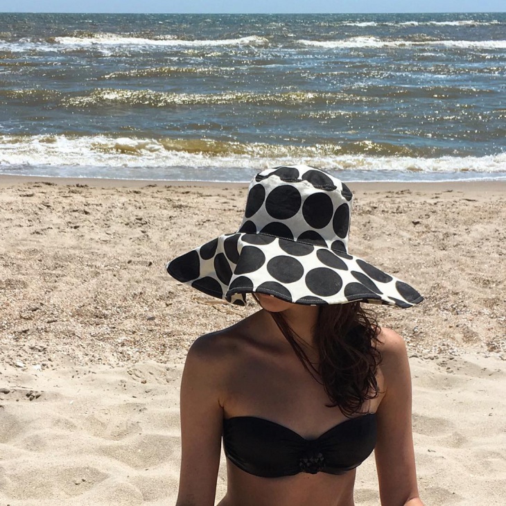polka dot beach hat