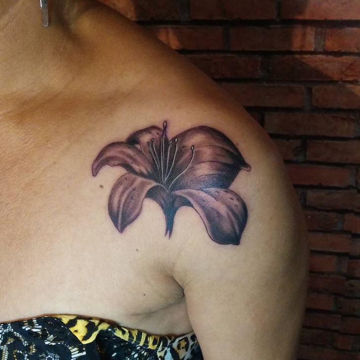 lily flower tattoo design for women