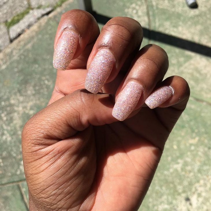 sparkly matte nails
