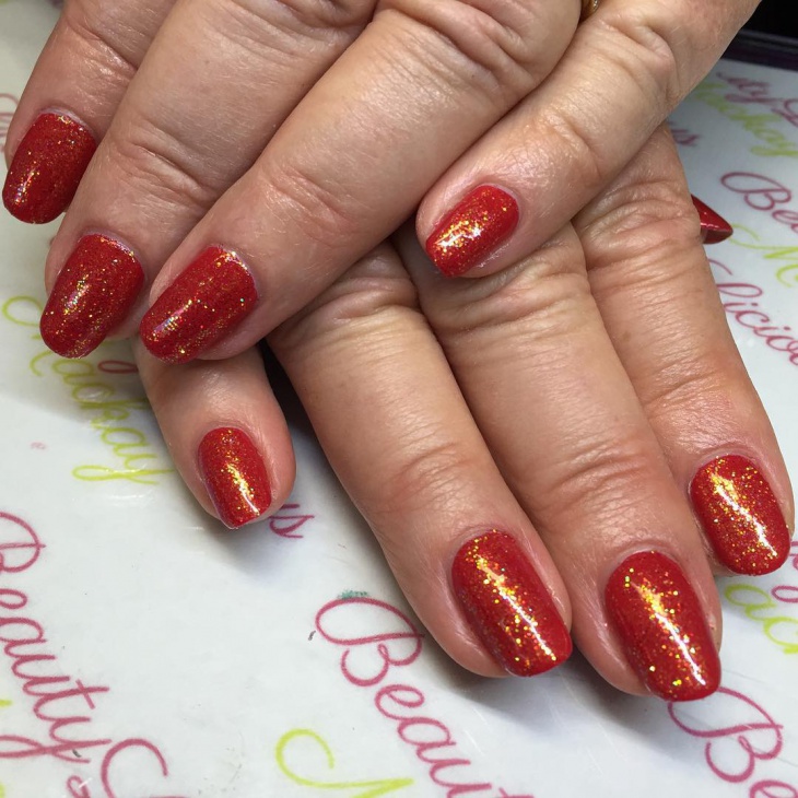 red and gold christmas nail art