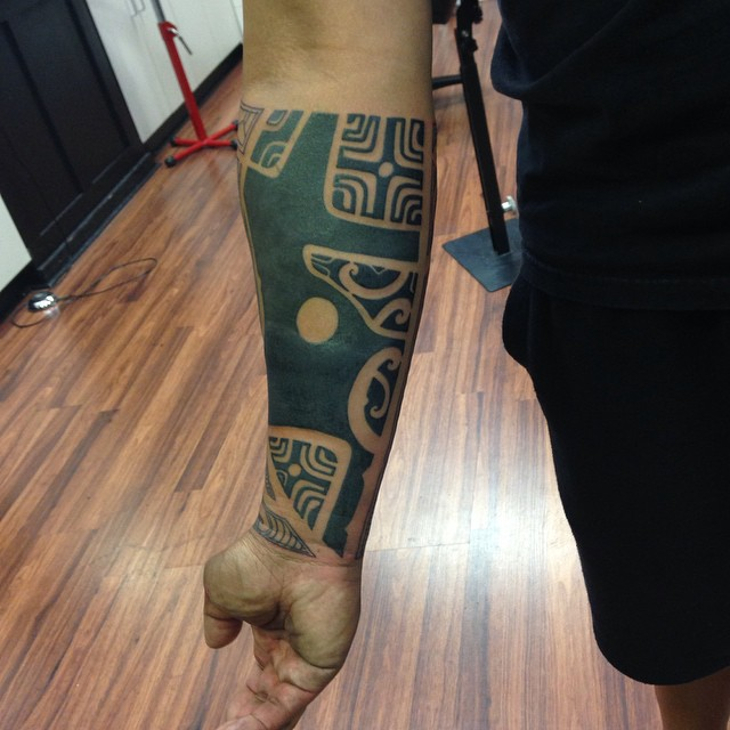 hawaiian tribal wrist tattoo