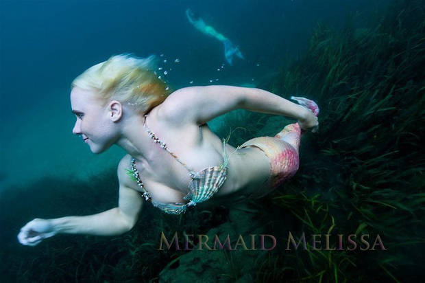 underwater breathhold mermaid photography