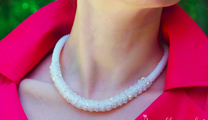 pearl crystal choker necklace