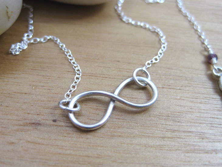 silver infinity pendant necklace