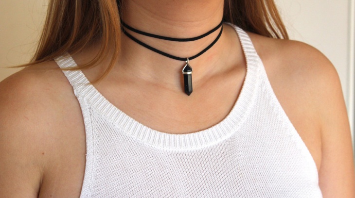 crystal choker necklace