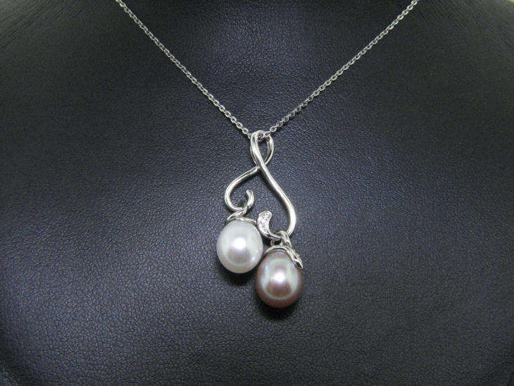 pearl drop pendant necklace