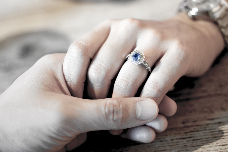 sapphire halo engagement diamond ring