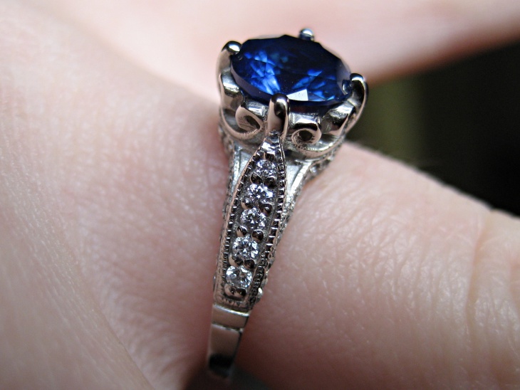 vintage platinum sapphire engagement ring