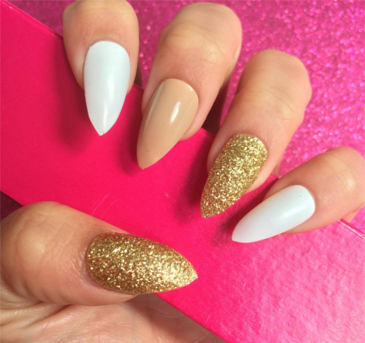 gold nails 