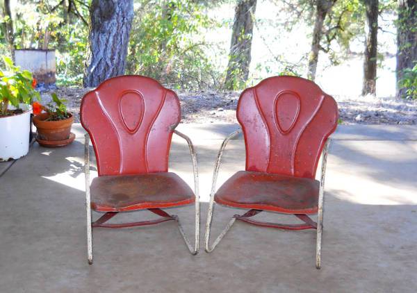 vintage metal lawn chairs