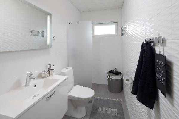 small white bathroom vanity idea