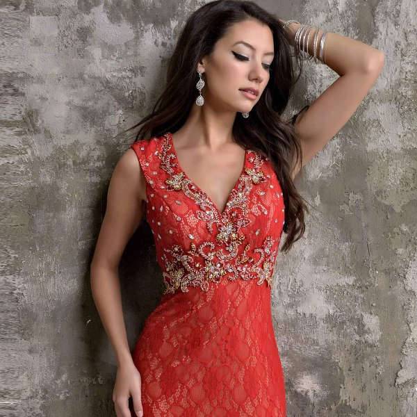 red lace prom dress